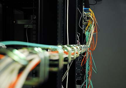 Размещение сервера colocation от MTW, оптоволоконный кабель